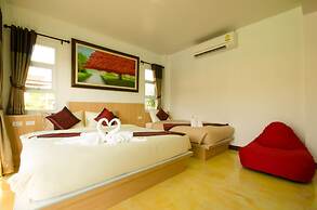 Pueanjai Resort and Restuarant