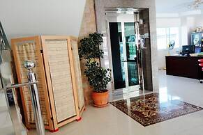 Euro Boutique Hotel