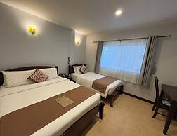 Talay Sai Hotel