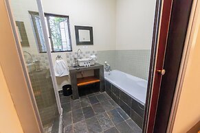 Khayamanzi Guesthouse