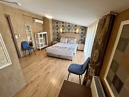 Meydan Suites