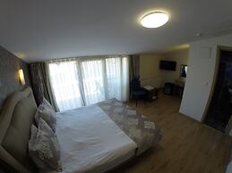Meydan Suites
