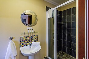 Pumleni Guesthouse
