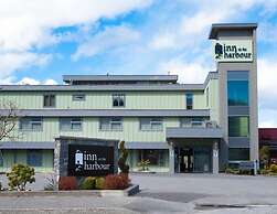 Inn On The Harbour