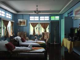 Panida Suite