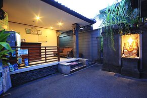 Letos Kubu Homestay