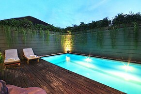 Letos Kubu Homestay
