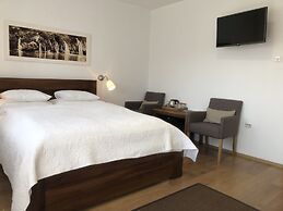 Plitvice Miric Inn