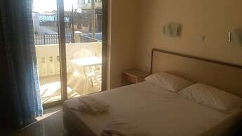 Mandy Suites