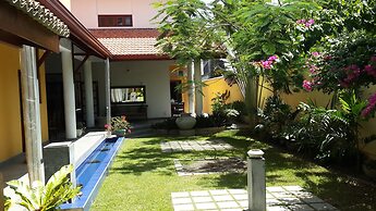 Imagine Villa Hotel