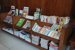 Laemtong Service Apartment