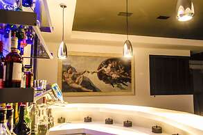 Paramount Bay Penthouse