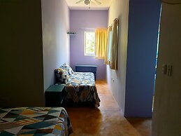 Gipsy Ranch Rooms - Hostel