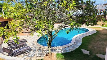 Gipsy Ranch Rooms - Hostel