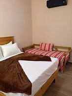 Gipsy Ranch Rooms - Hostel