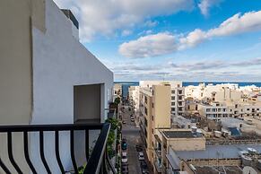 Seashells Self Catering Apartment by Getaways Malta