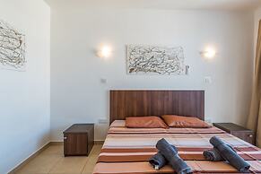 Seashells Self Catering Apartment by Getaways Malta