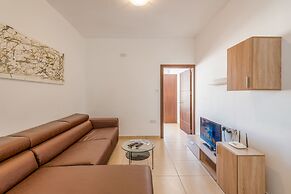 Seashells Self Catering Apartment by Getaways Malta