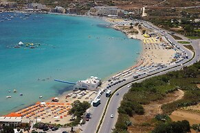 Seashells Self Catering Apartment by Getaways Malta