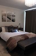 The Nicol Hotel and Apartments