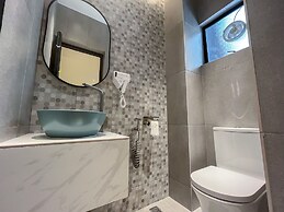 Apple 1 Hotel Queensbay