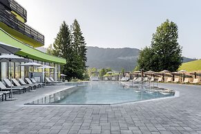 DAS SIEBEN ****s - Adults Only
