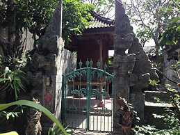 Double N Guesthouse