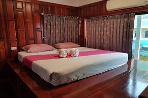 PoonSook Resident Hotel