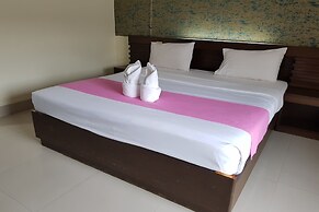 PoonSook Resident Hotel