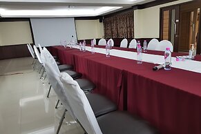 PoonSook Resident Hotel