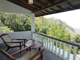 Misty Hills Ella Resort