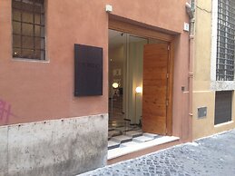 Navona Theatre Hotel