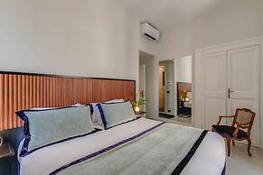 Navona Theatre Hotel