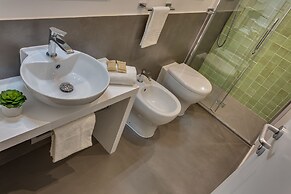 Navona Theatre Hotel