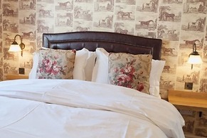 The Inn West End