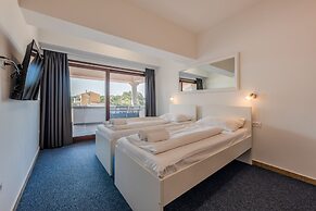 Aparthotel Plat