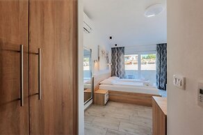 Aparthotel Plat