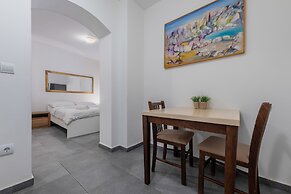 Aparthotel Plat