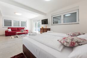 Aparthotel Plat