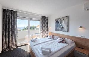 Aparthotel Plat