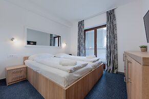 Aparthotel Plat