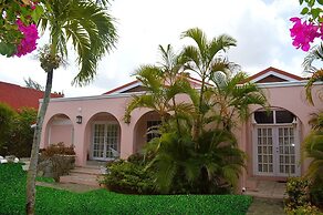 Beachcross Villa Apartments