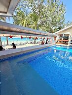 Calypso Beach & Dive Resort