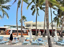 Calypso Beach & Dive Resort