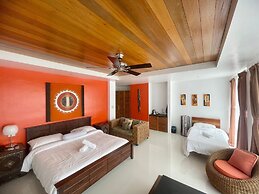 Calypso Beach & Dive Resort