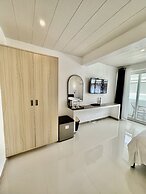 Calypso Beach & Dive Resort