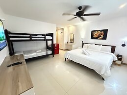 Calypso Beach & Dive Resort
