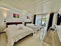 Calypso Beach & Dive Resort