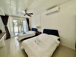 Calypso Beach & Dive Resort