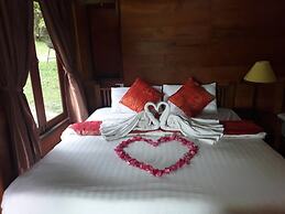 Pai Treehouse Resort